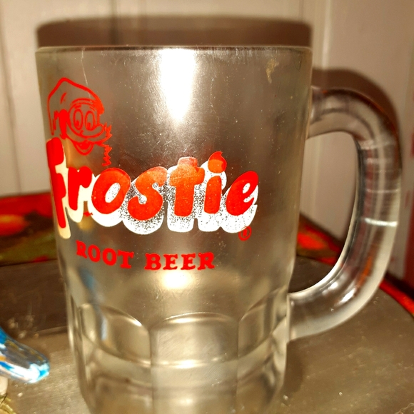 Vintage mugs - Picture 1 of 2